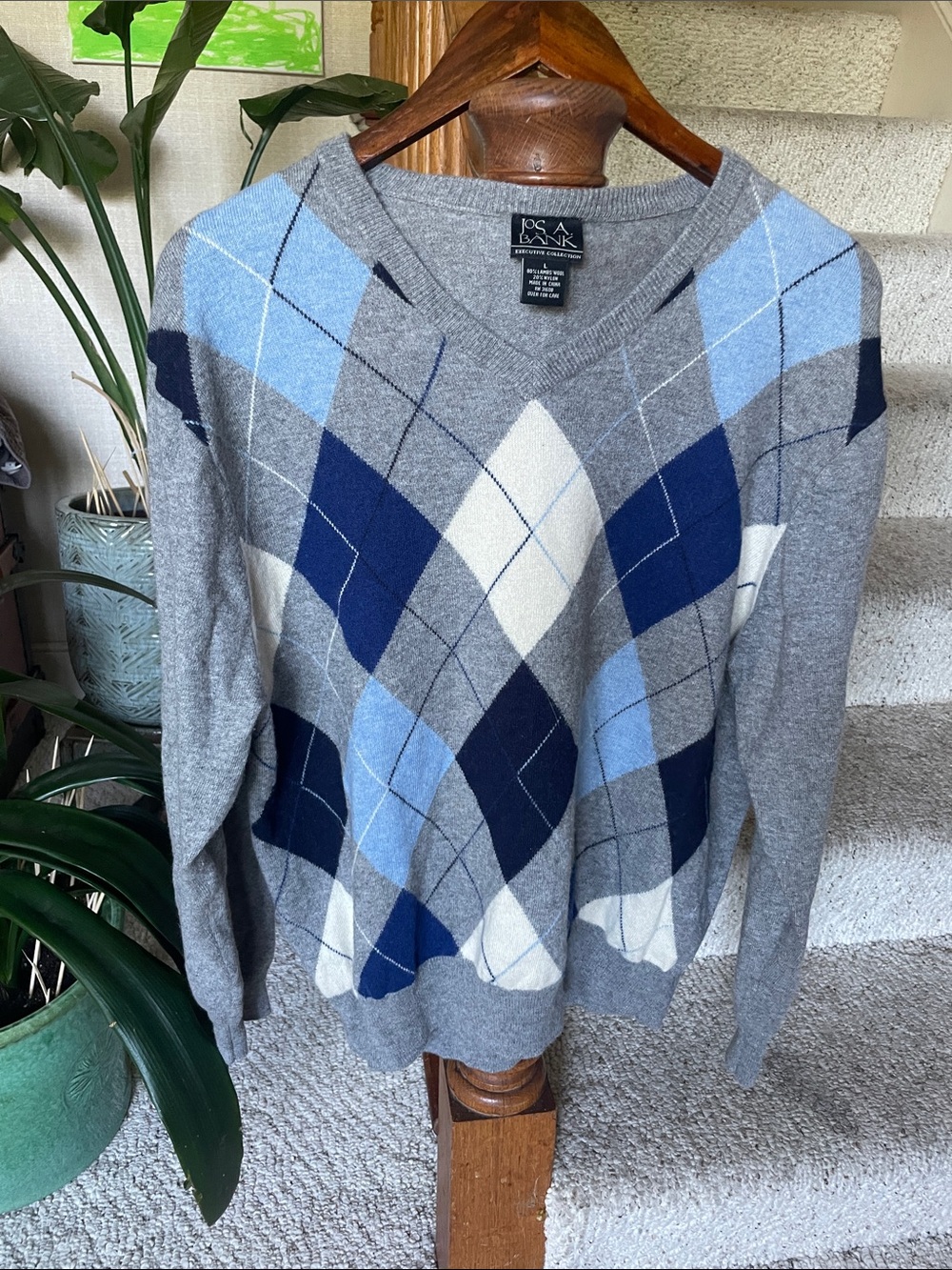Jos. A Bank Grey Argyle V-Neck Sweater with Blue & Navy Diamonds